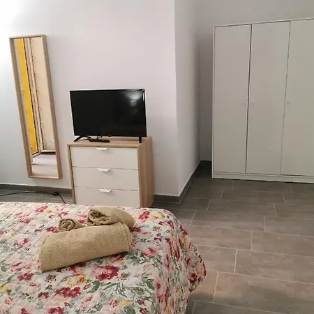 Caronda Διαμέρισμα